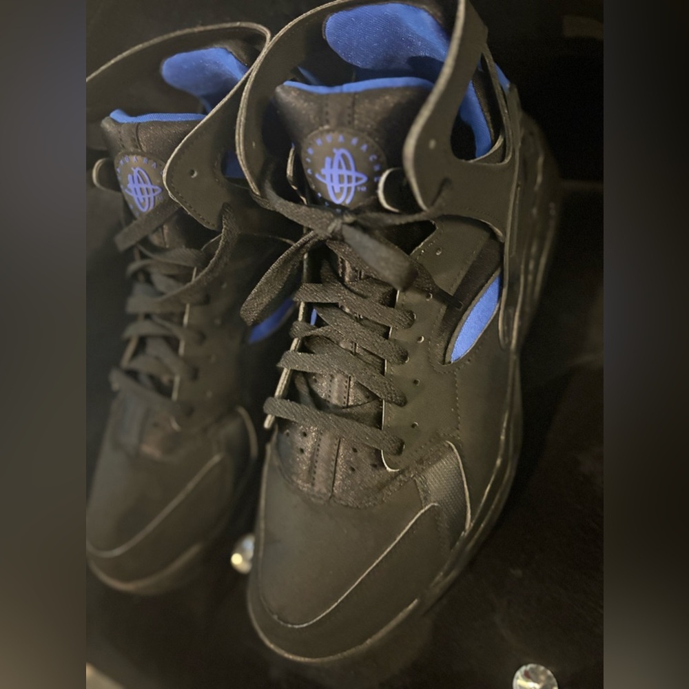 Fav 5 blue hot top huaraches